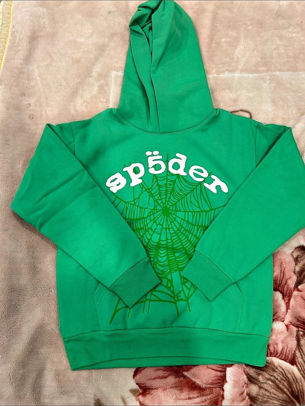 Green spider hoodie